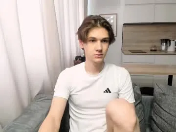 DomManlyGuy – webcam model profile photo Image 4