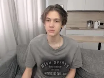 DomManlyGuy – webcam model profile photo Image 7