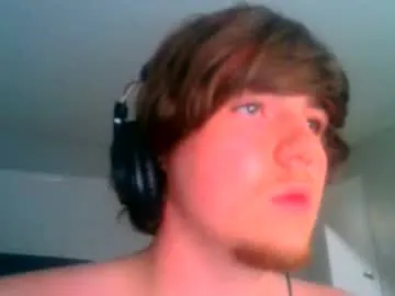 Benson18y – webcam model profile photo Image 6