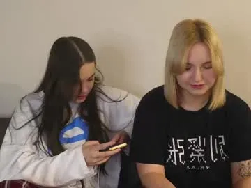 CarolPrince – webcam model profile photo Image 2