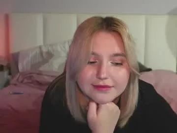 CarolPrince – webcam model profile photo Image 7