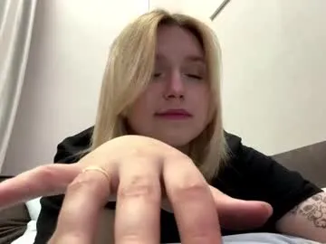 CarolPrince – webcam model profile photo Image 9