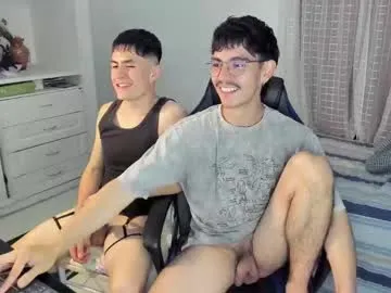 milknhunnny – webcam model profile photo Image 8