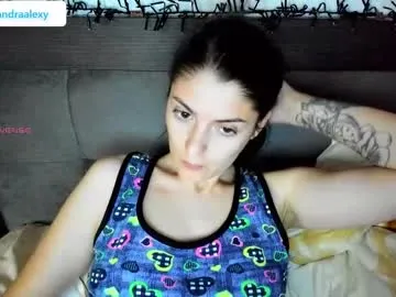 _Tomy08calderon – webcam model profile photo Image 3