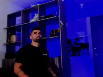 anhkiet_huang – webcam model profile photo Image 14