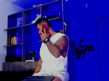 anhkiet_huang – webcam model profile photo Image 15