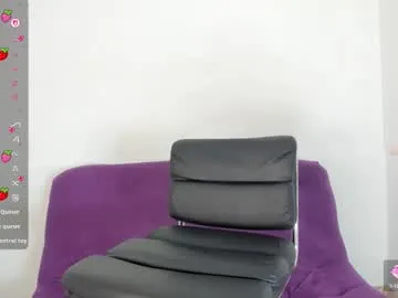 WitchAnnie – webcam model profile photo Image 3