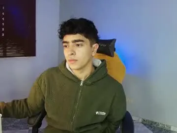 PabloArena – webcam model profile photo Image 14