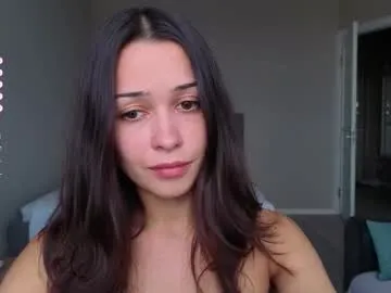 Nicoleevien – webcam model profile photo Image 12