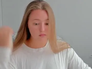 alana15 – webcam model profile photo Image 13