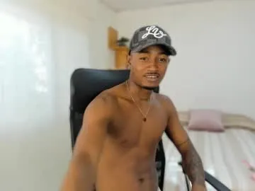 WitchAnnie – webcam model profile photo Image 16