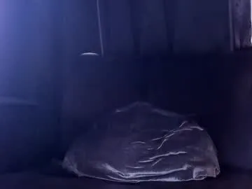 secret_roomx – webcam model profile photo Image 2