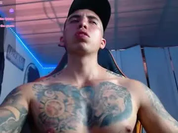 little_show_sexy – webcam model profile photo Image 8