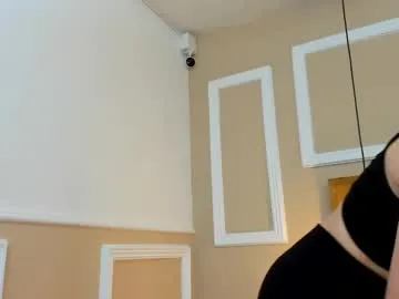 shyprinces – webcam model profile photo Image 6