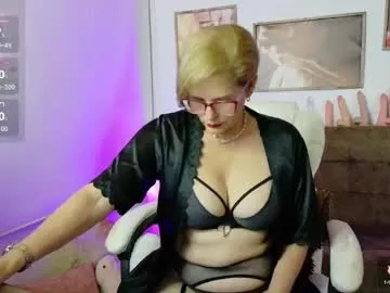 tilliecristello – webcam model profile photo Image 18