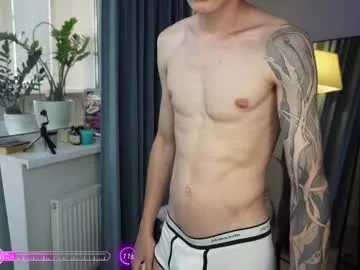 YU-KI00 – webcam model profile photo Image 12