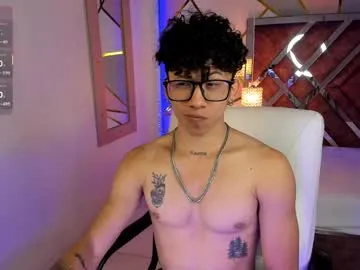 akazaboy – webcam model profile photo