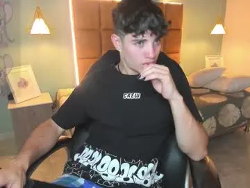 AriaBennet – webcam model profile photo Image 2