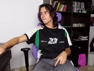 hornyshow_tv – webcam model profile photo Image 17