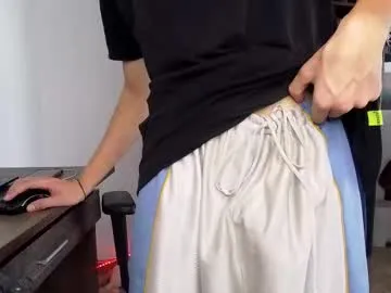 hornyshow_tv – webcam model profile photo Image 19