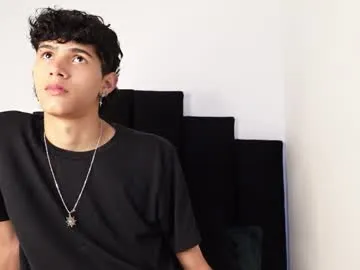 dears_pearlss – webcam model profile photo Image 11