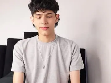 dears_pearlss – webcam model profile photo Image 9