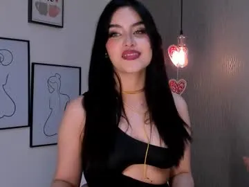 zui_lu – webcam model profile photo Image 2