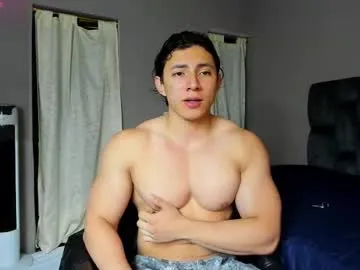 luannmaixner – webcam model profile photo Image 2