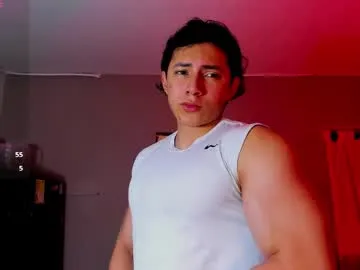 luannmaixner – webcam model profile photo Image 3