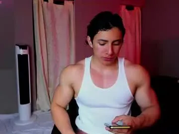 luannmaixner – webcam model profile photo Image 4