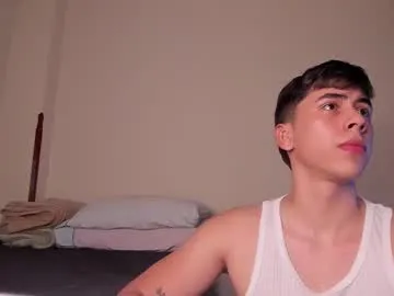 skinny_candy18 – webcam model profile photo Image 8