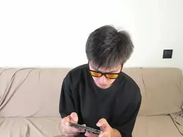 Take1668 – webcam model profile photo Image 5