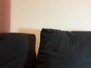 secret_roomx – webcam model profile photo Image 11