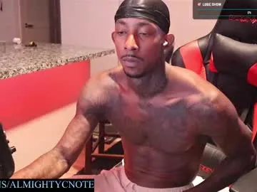 kai101010 – webcam model profile photo Image 4