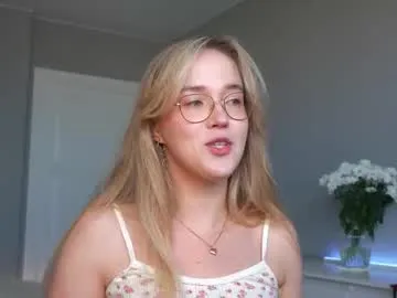 secret_roomx – webcam model profile photo Image 19