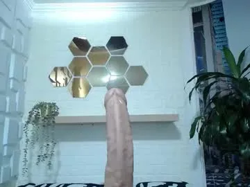 ErosVale – webcam model profile photo Image 3