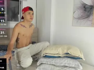 misschaotic_ – webcam model profile photo Image 9