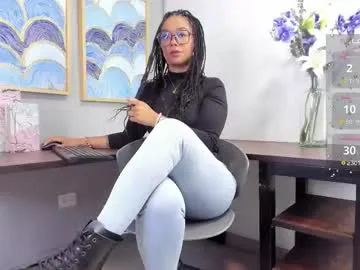 dears_pearlss – webcam model profile photo Image 6