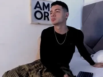 Playboy-909 – webcam model profile photo Image 15