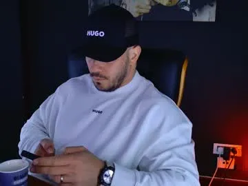 kai101010 – webcam model profile photo Image 4