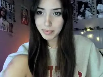 bisexualmilf – webcam model profile photo Image 12