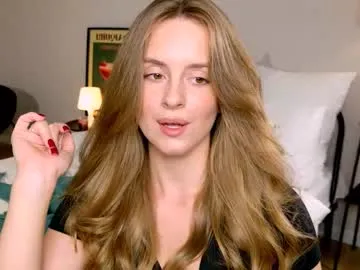 JuliettaBasset – webcam model profile photo Image 4