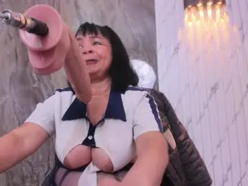 bisexualmilf – webcam model profile photo Image 8