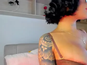 WitchAnnie – webcam model profile photo Image 13