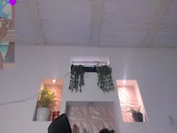 dark_diva – webcam model profile photo Image 7