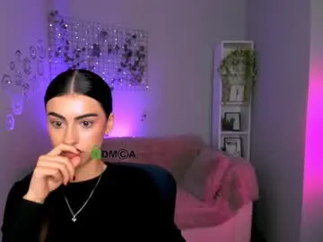 nicollejordan51 – webcam model profile photo Image 5