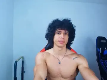 starvingo2002 – webcam model profile photo Image 17