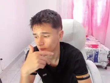 kai101010 – webcam model profile photo Image 17