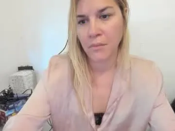 alicemelison – webcam model profile photo Image 15