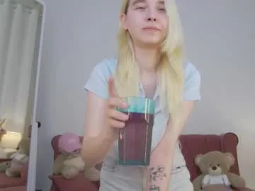 roxanelan – webcam model profile photo Image 11